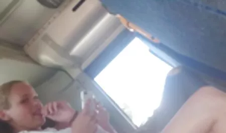 האחות השקועה, ארינה. סקס חינם לצפייה