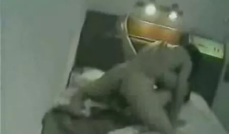 ויקה סקסלצפייה במיטה