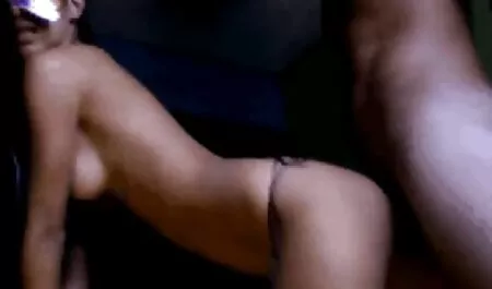בן סרטים ארוטים לצפיה ישירה זוג צנוע להפליץ תחת גרמני