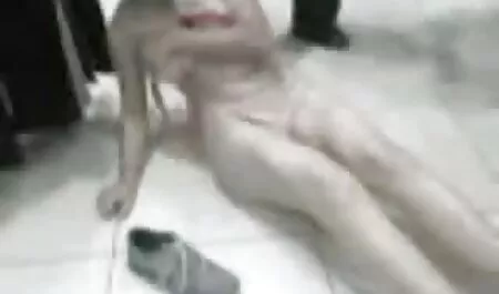מרי ג ' יין נהנית סרטי פורנו לצפיה בחינם מאמבטיה.