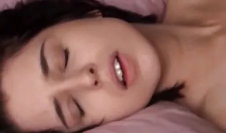 טליה. מצלמות סקס צפייה ישירה חינם