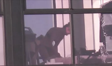 ליז סרטי פורנו לצפייה ישירה בחינם טיילר
