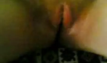 פטמות גרמניות מושחתות נותנות פורנו לצפייה בחינם מציצה לגבר בתא